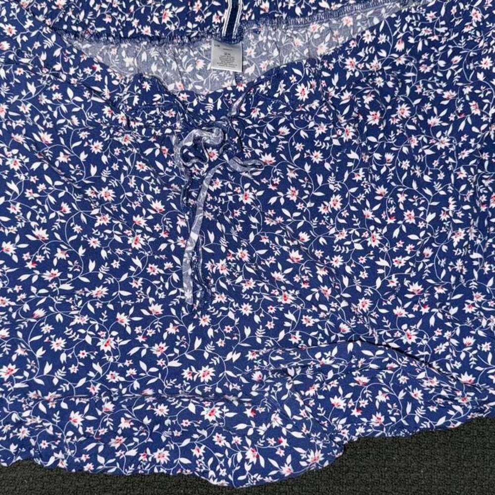 Liz Claiborne Woman Floral Print Shorts Blue Size 2X